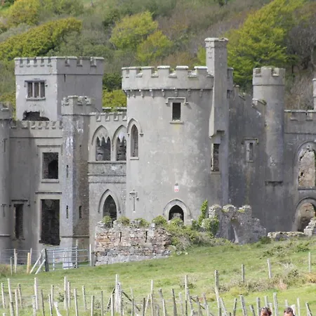 Bay Clifden