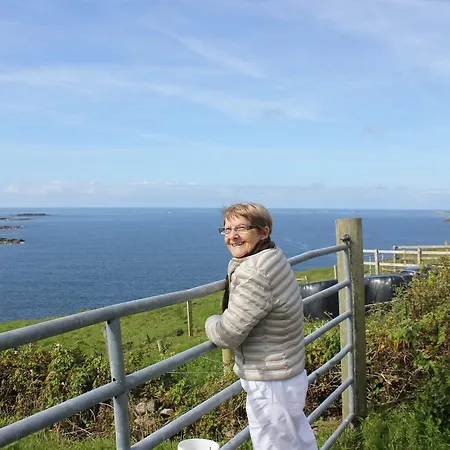 Bay * Clifden